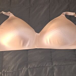 Soma Vanishing Back Bra
